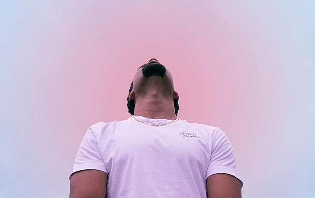 How to Hide Man Boobs